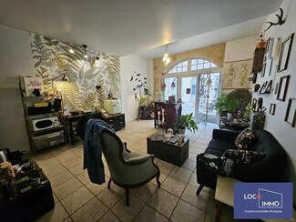 Plus de détails pour Local commercial à louer