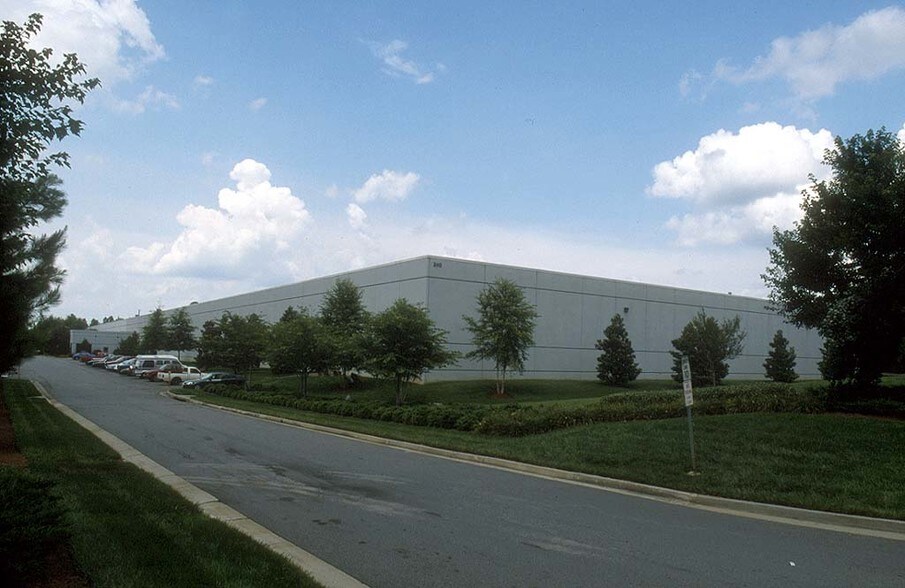 240 Northpoint Pky, Acworth, GA à louer - Photo de l’immeuble – Image 2 sur 7