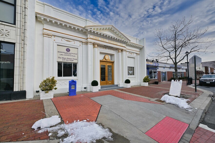 50 School St, Glen Cove, NY à louer - Photo de l’immeuble – Image 3 sur 7