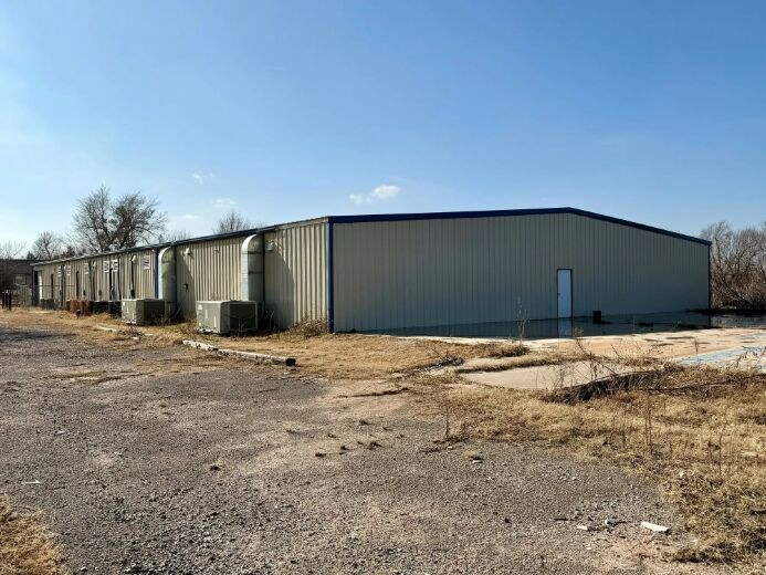 5909 Aero Dr, Tuttle, OK à vendre Photo de l’immeuble– Image 1 sur 13