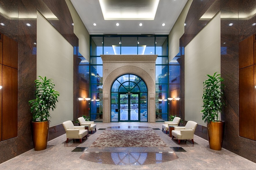 4800 North Point Pky, Alpharetta, GA à louer - Hall d’entrée – Image 2 sur 11