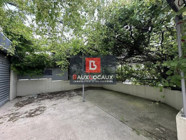 280 Chemin Panisset, Le Pontet à louer - Photo de l’immeuble – Image 2 sur 10