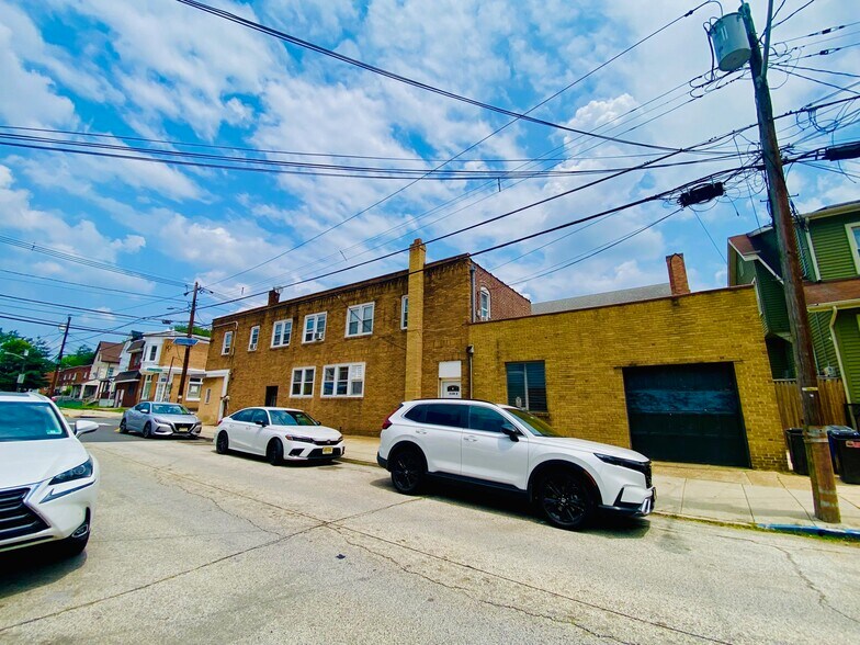 2100 Woodlynne Ave, Oaklyn, NJ à vendre - Photo de l’immeuble – Image 2 sur 10