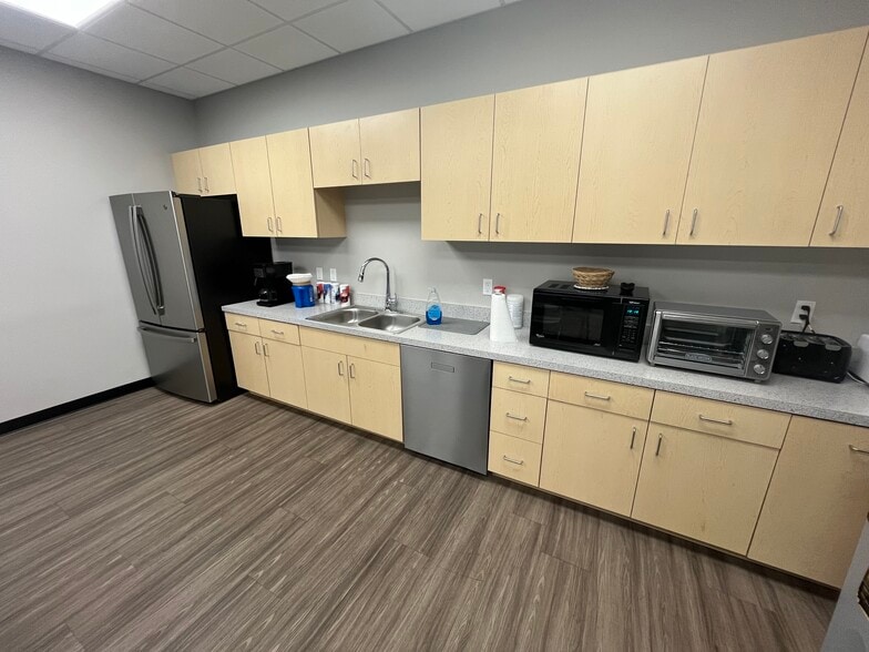 5255 68th St SE, Caledonia, MI à louer - Photo intérieure – Image 3 sur 14