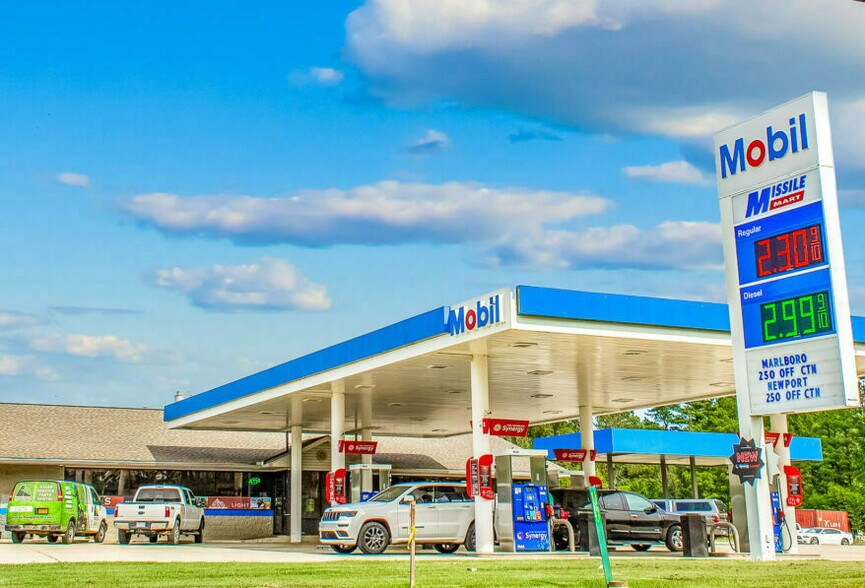 601 S Babcock St, Melbourne, FL à vendre - Photo de l’immeuble – Image 3 sur 12