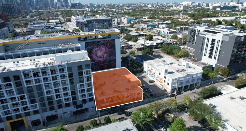 100 NW 25th St, Miami, FL à vendre - Photo de l’immeuble – Image 3 sur 17