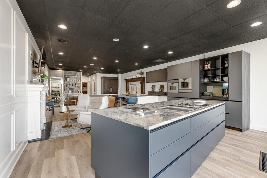 20485-20489 Mack Ave, Grosse Pointe Woods, MI à vendre - Photo de l’immeuble – Image 3 sur 14