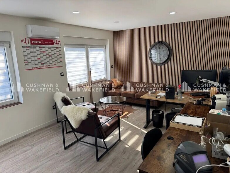 Local d'activités dans Duttlenheim à vendre - Photo intérieure – Image 3 sur 6