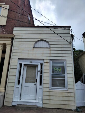 Plus de détails pour 93 Market St, Salem, NJ - Bureau à louer