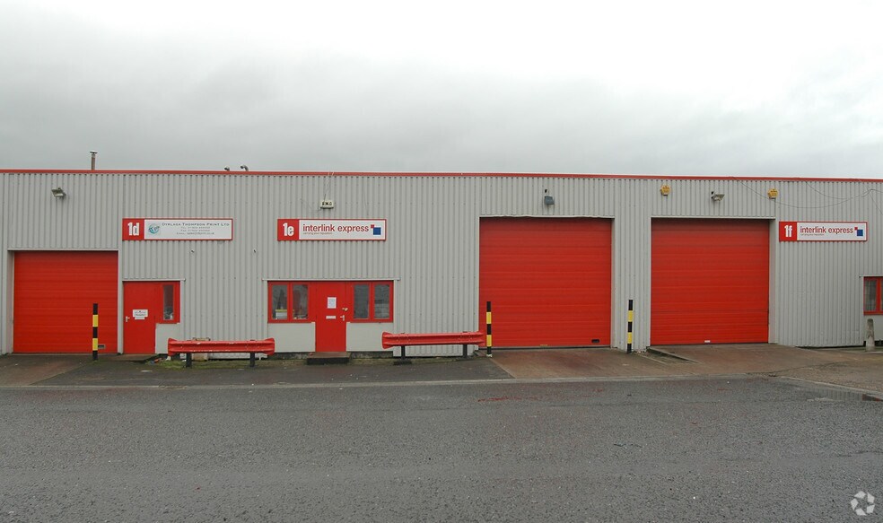 Anchor Bridge Way, Dewsbury à louer - Photo de l’immeuble – Image 3 sur 14