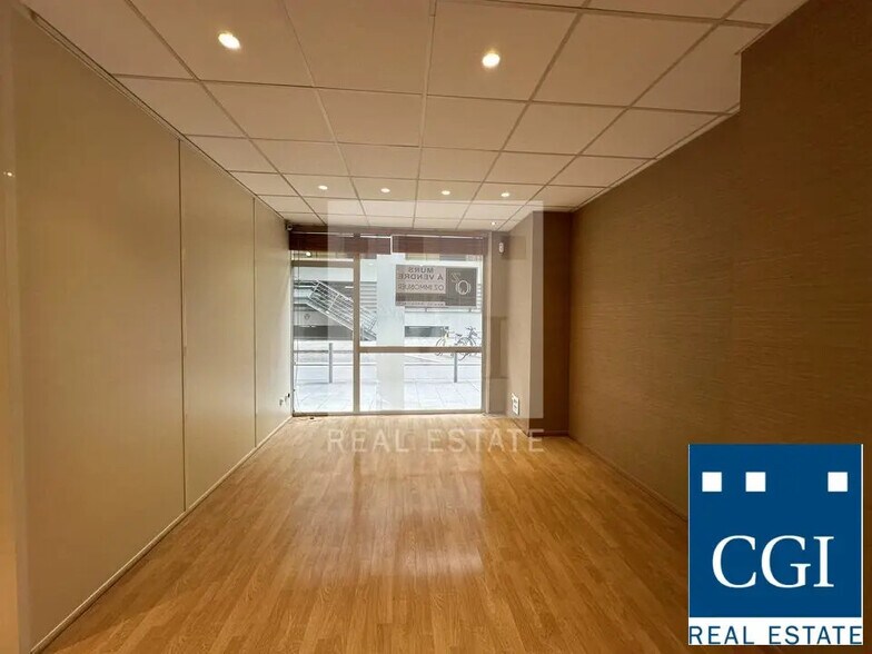 Local commercial dans Grenoble à vendre - Photo de l’immeuble – Image 2 sur 6