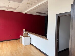 330 E Main St, Rockton, IL à louer Photo intérieure– Image 2 sur 4