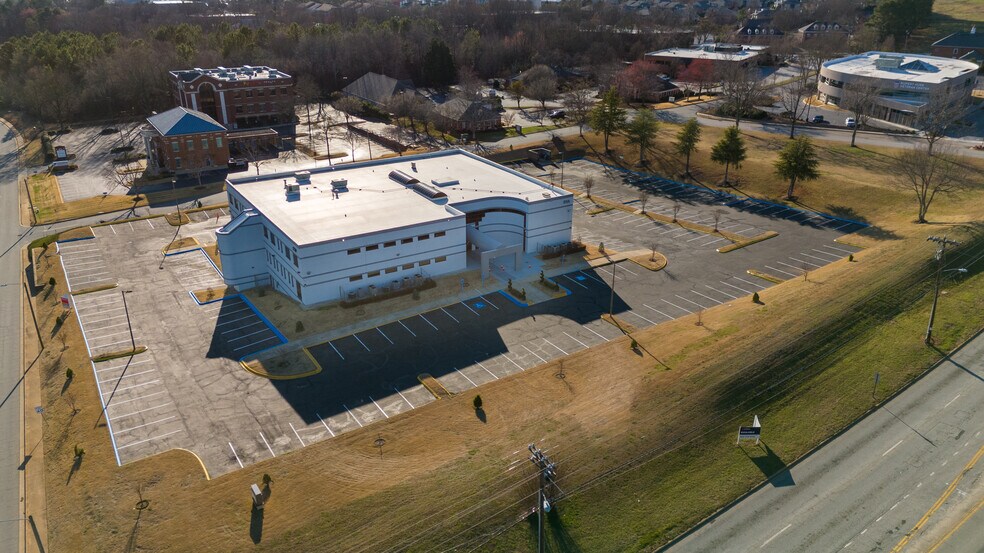 800 Pelham Rd, Greenville, SC à louer - Photo de l’immeuble – Image 2 sur 8