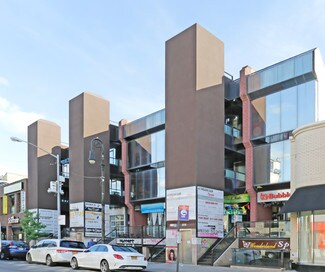 Plus de détails pour 70-17 Austin St, Flushing, NY - Bureau à louer