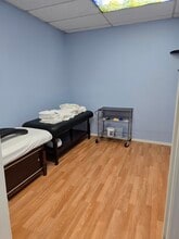 300 N Resler Dr, El Paso, TX à louer Photo intérieure– Image 2 sur 7