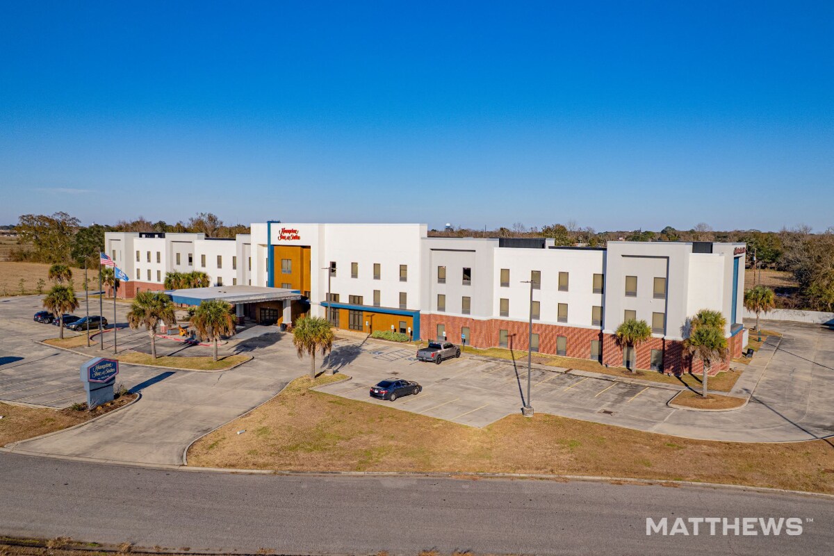 400 Spanish Town Blvd, New Iberia, LA à vendre Photo principale– Image 1 sur 4