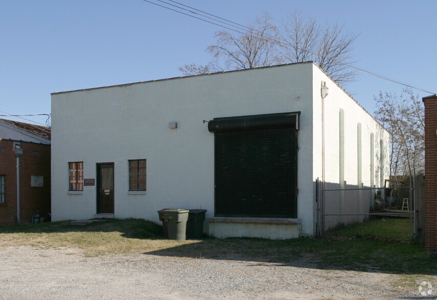 1018 N Raleigh St, Greensboro, NC à vendre - Photo de l’immeuble – Image 3 sur 12
