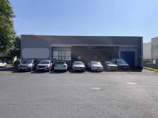 Plus de détails pour Local d'activités à louer