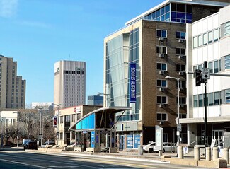 Plus de détails pour 2901 Euclid Ave, Cleveland, OH - Logement à vendre