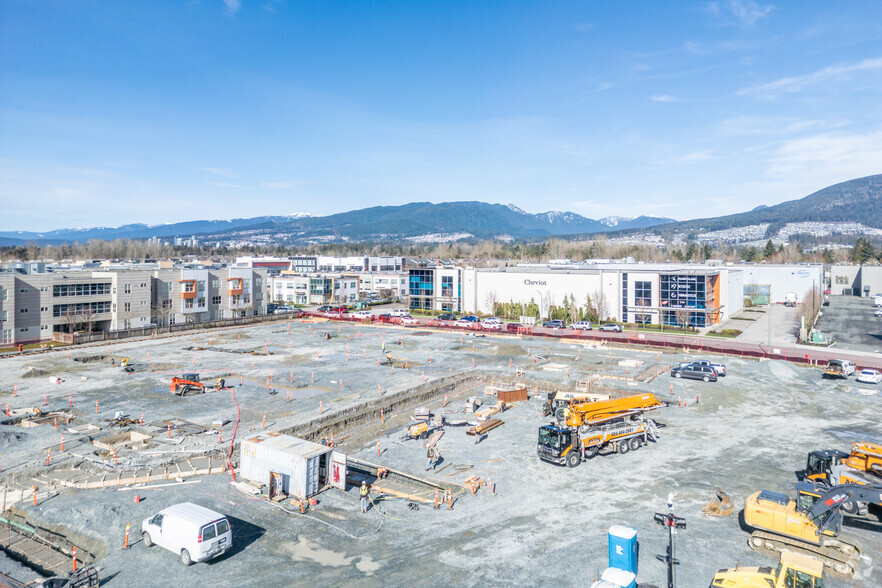 820 Seaborne Ave, Coquitlam, BC à louer - Photo principale – Image 1 sur 2