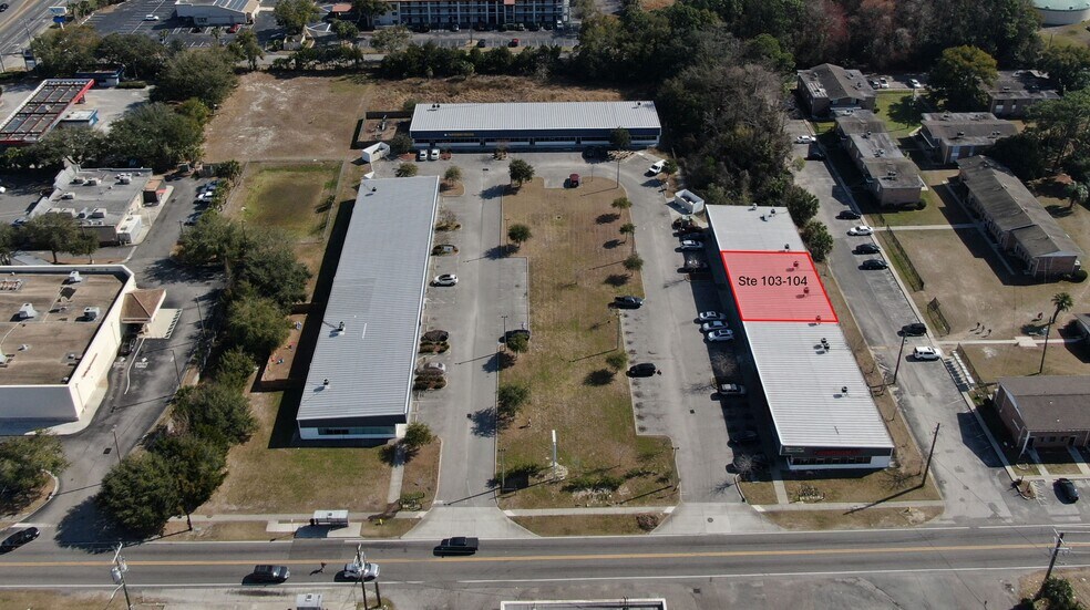 10663 Monaco Dr, Jacksonville, FL à louer - Photo de l’immeuble – Image 1 sur 6