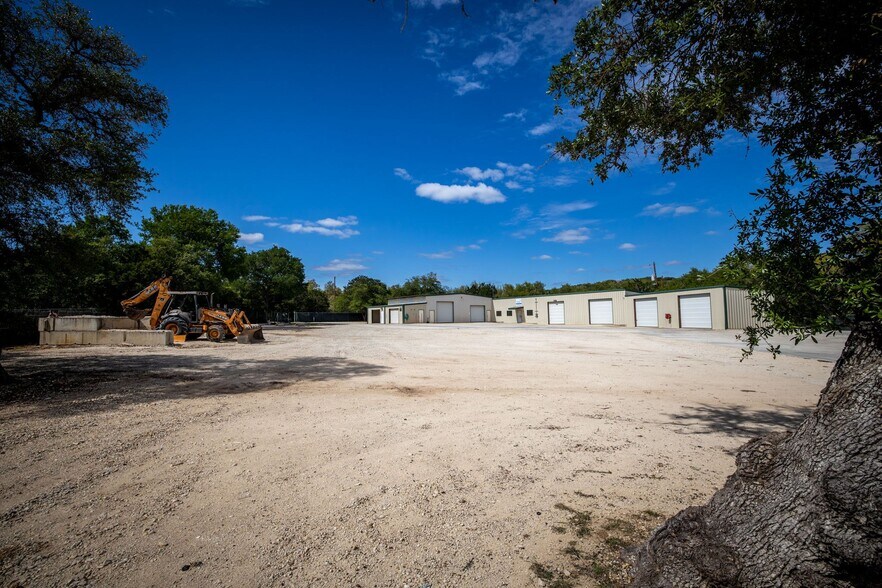 180 Spring Mountain Dr, Canyon Lake, TX à vendre - Photo de l’immeuble – Image 3 sur 55