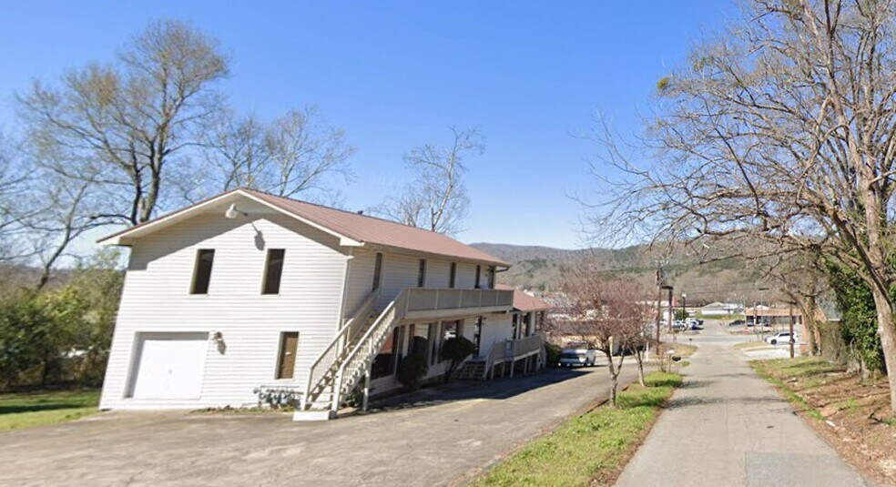 212 L St, Anniston, AL à vendre - Photo de l’immeuble – Image 3 sur 3