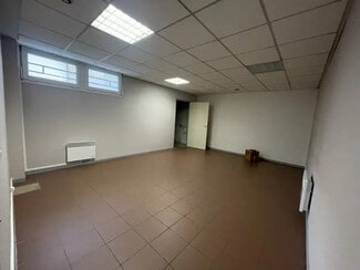 Plus de détails pour Local commercial à louer