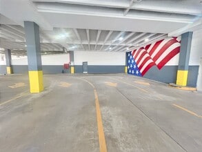 711 N Carancahua St, Corpus Christi, TX à louer Photo intérieure– Image 2 sur 9