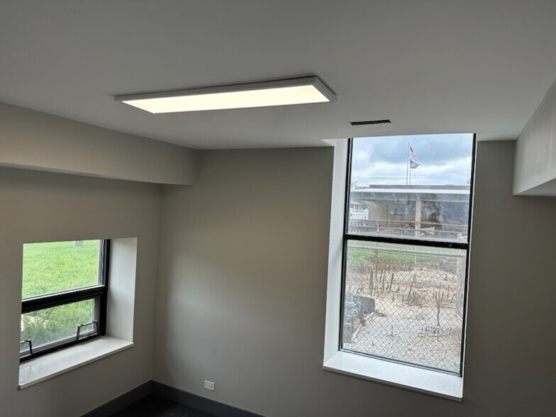 15790 New Ave, Lemont, IL à louer - Photo intérieure – Image 3 sur 20