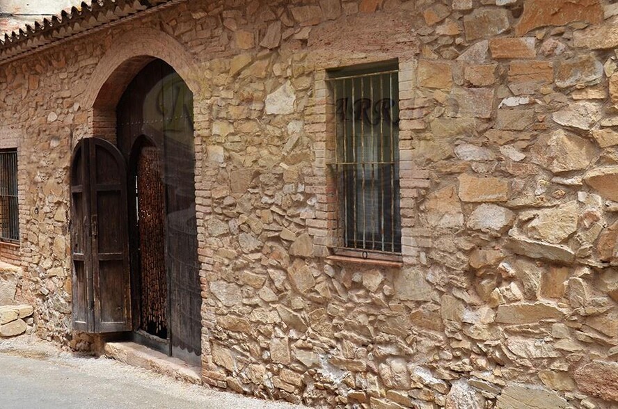 Local commercial dans Montblanc, Tarragona à vendre - Photo de l’immeuble – Image 1 sur 16