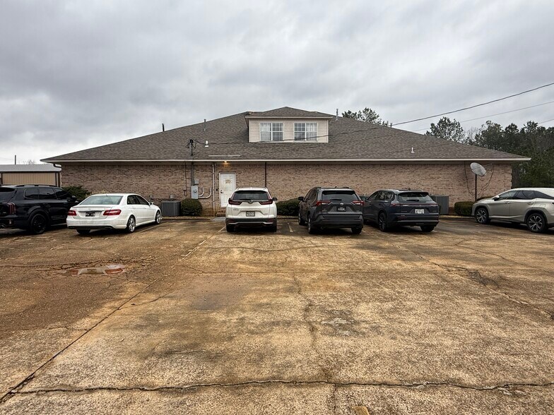 1423 Palmetto Rd, Tupelo, MS à vendre - Photo de l’immeuble – Image 3 sur 15