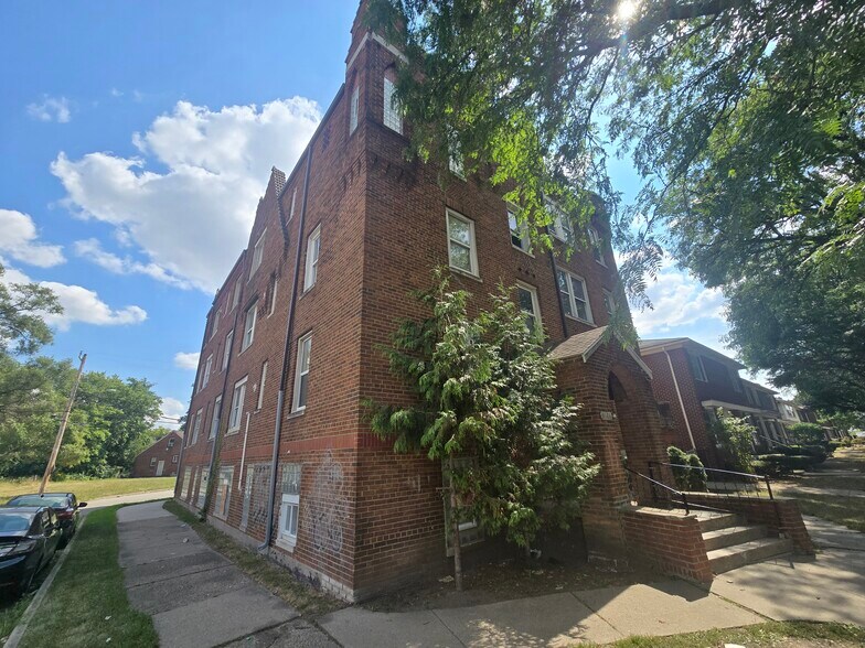 3675 Oakman Blvd, Detroit, MI à vendre - Photo de l’immeuble – Image 2 sur 19