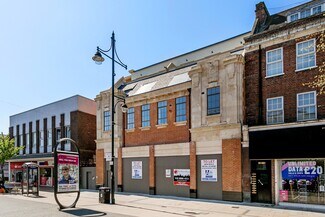 Plus de détails pour 64 South St, Romford - Local commercial à louer