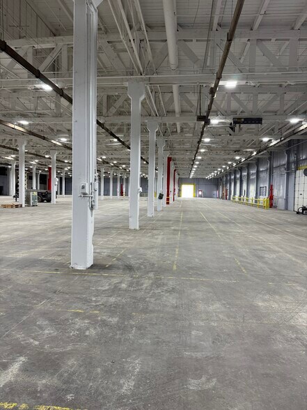 750 Buckeye Rd, Lima, OH à louer - Photo de l’immeuble – Image 2 sur 15