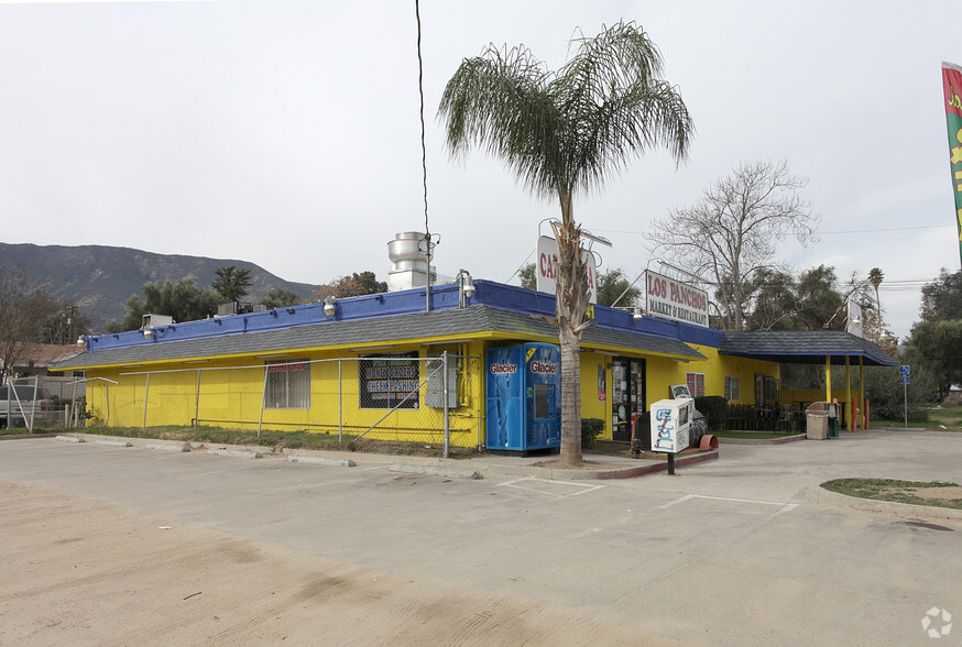 17941 Grand Ave, Lake Elsinore, CA à louer - Photo de l’immeuble – Image 2 sur 51