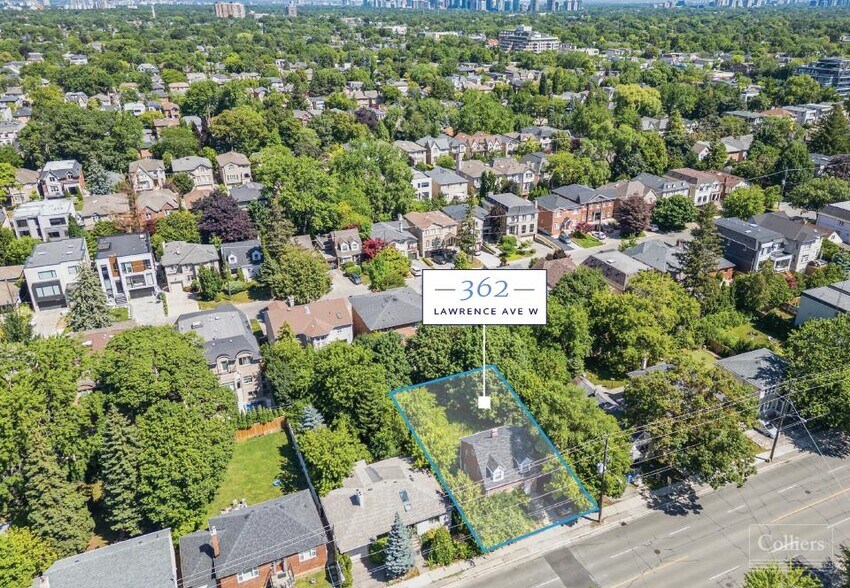 362 Lawrence Av W, Toronto, ON à vendre - Aérien – Image 2 sur 3