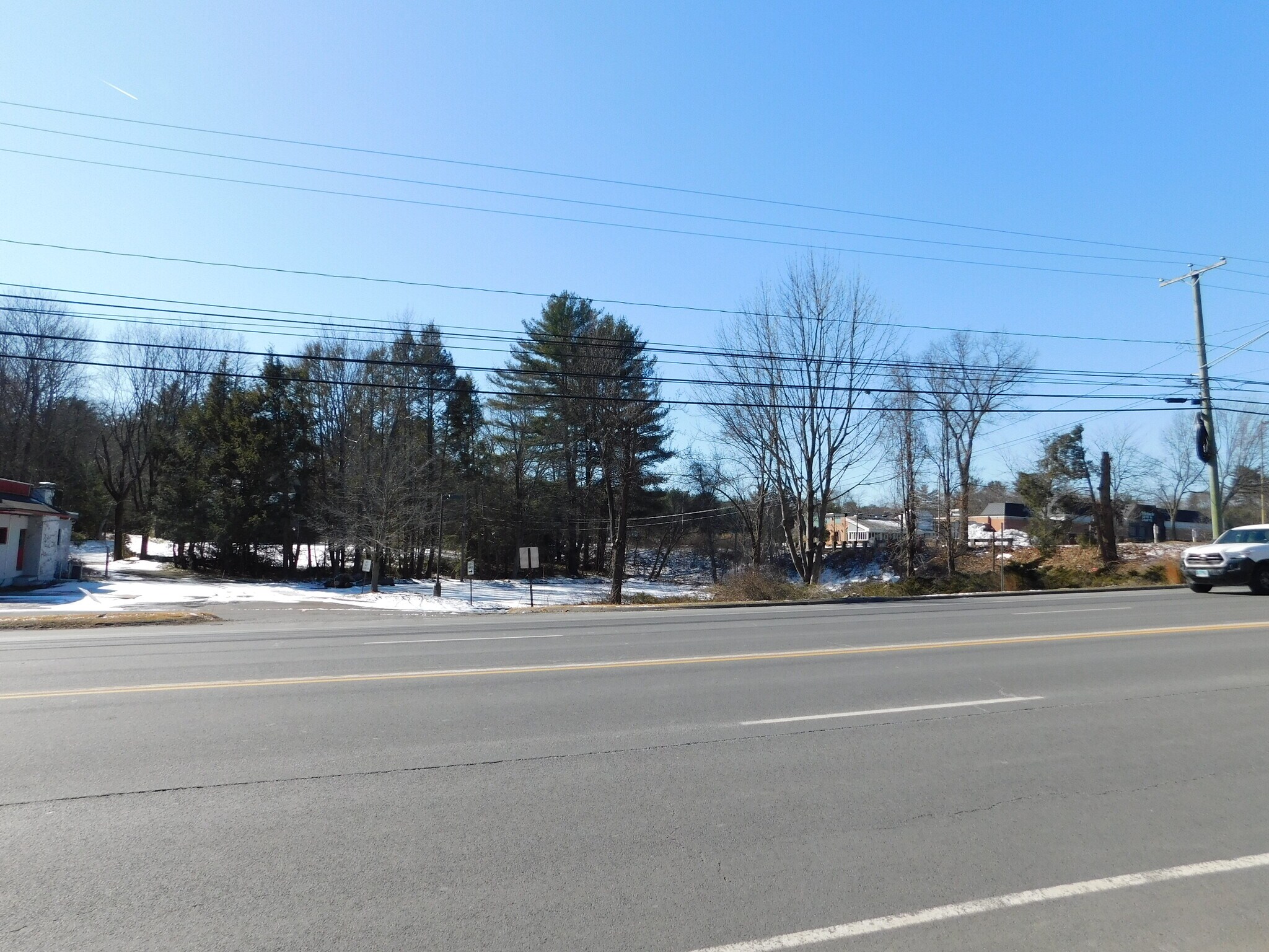 275-279 W Main St, Avon, CT à louer Photo de l’immeuble– Image 1 sur 8