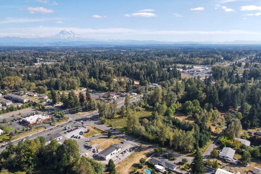 Canyon Rd E, Puyallup, WA à vendre - Photo de l’immeuble – Image 2 sur 17