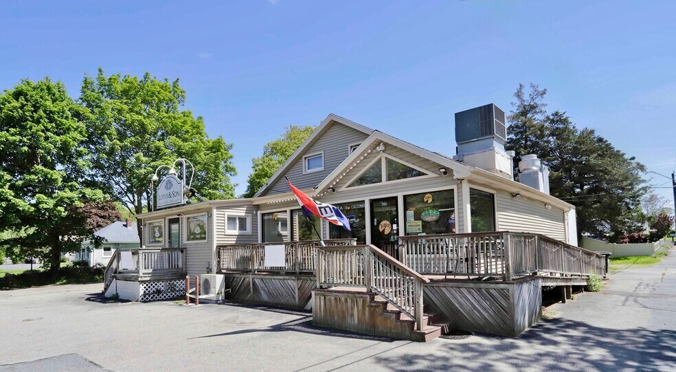 379-381 Sconticut Neck Rd, Fairhaven, MA à vendre - Photo de l’immeuble – Image 2 sur 42