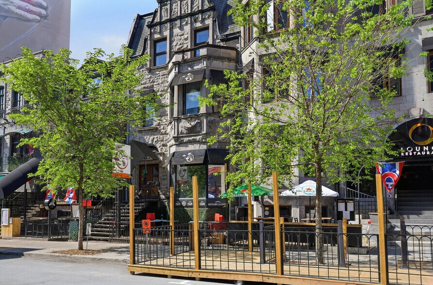 1450 Rue Crescent, Montréal, QC à louer - Photo de l’immeuble – Image 1 sur 4