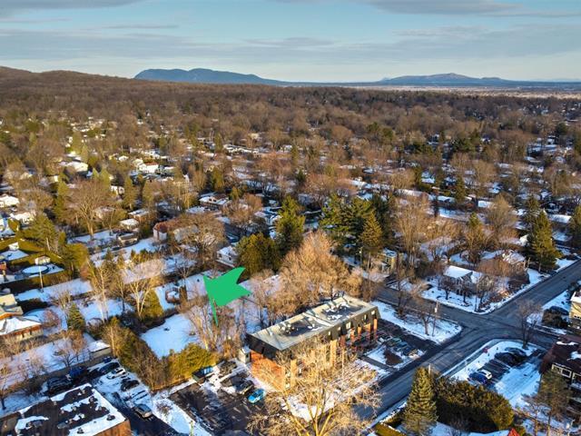 147 Ch De La Rabastalière E, St-Bruno-de-Montarville, QC à vendre - Aérien – Image 3 sur 4