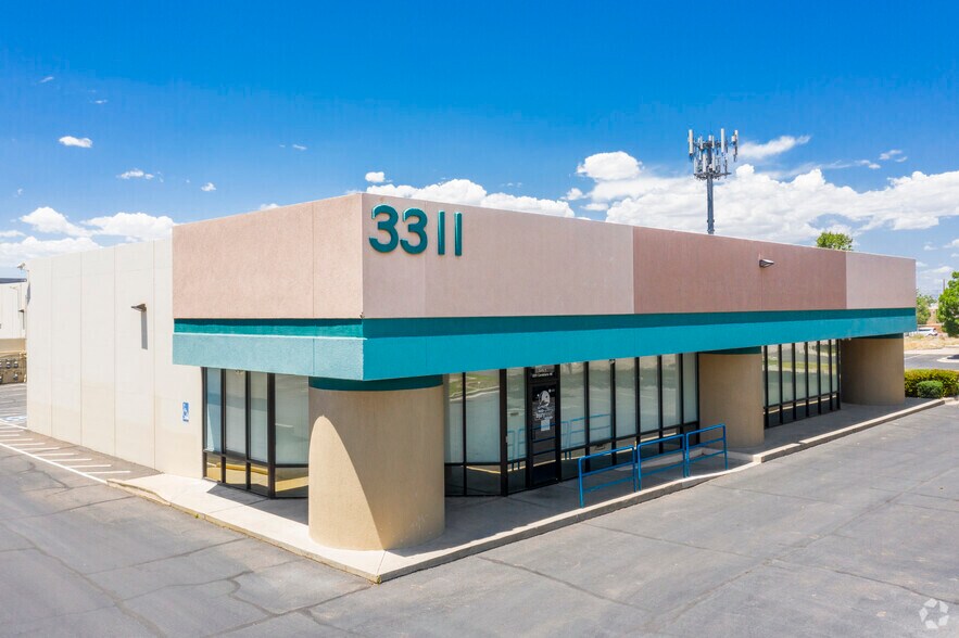 3311 Candelaria Rd NE, Albuquerque, NM à louer - Photo de l’immeuble – Image 2 sur 4