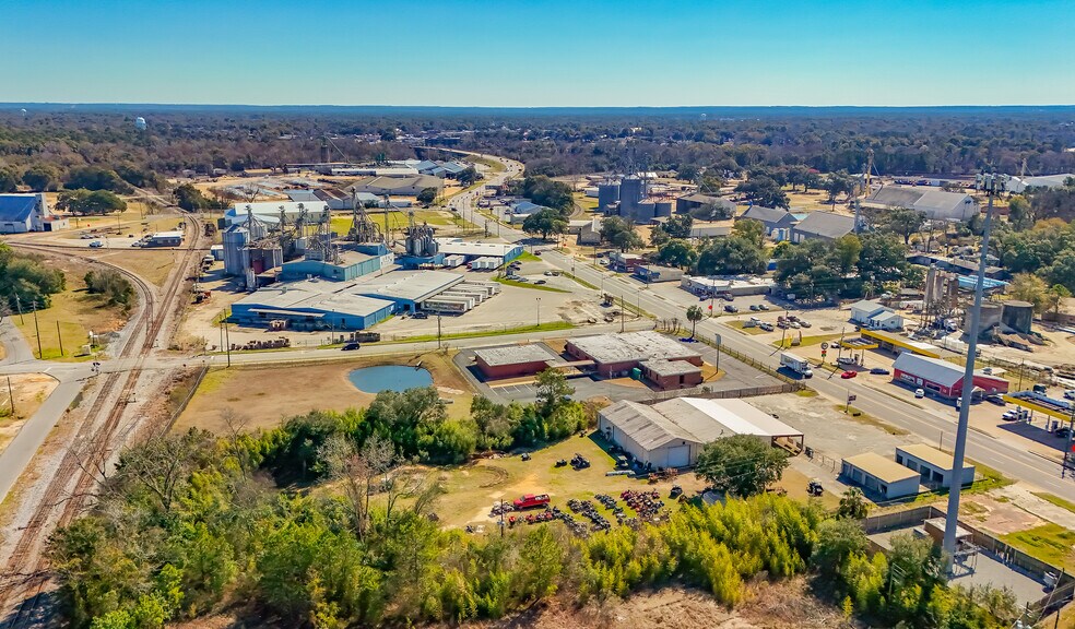 1204 Dothan Rd, Bainbridge, GA à louer - Photo de l’immeuble – Image 3 sur 24