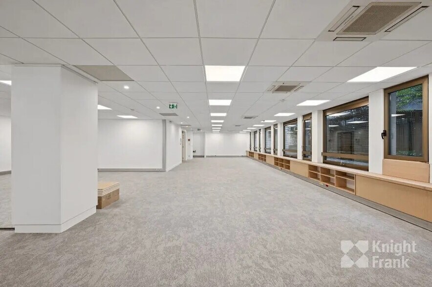 6 Avenue Marceau, Paris à louer - Photo de l’immeuble – Image 2 sur 9