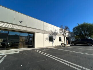 Plus de détails pour 10741 Sherman Way, Sun Valley, CA - Industriel/Logistique à louer
