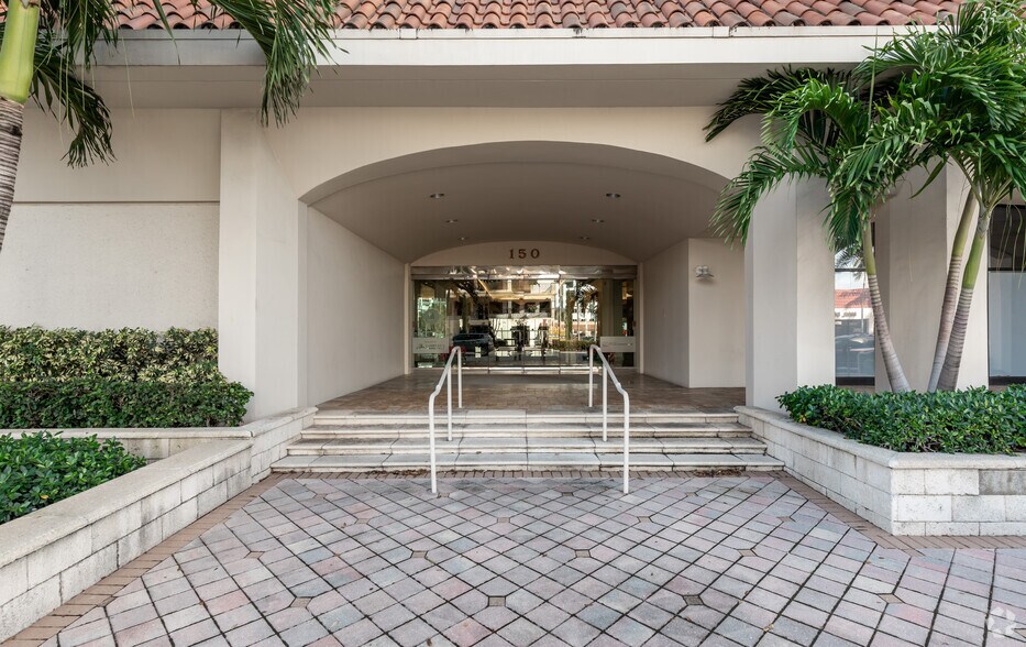 150 E palmetto park Rd, Boca Raton, FL à louer - Photo de l’immeuble – Image 1 sur 2