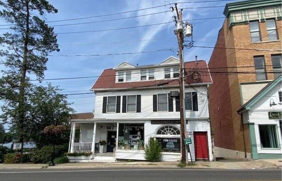 307 Main St, Port Washington, NY à louer - Photo de l’immeuble – Image 2 sur 8
