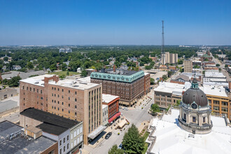 207 W Jefferson St, Bloomington, IL - VUE AÉRIENNE  vue de carte