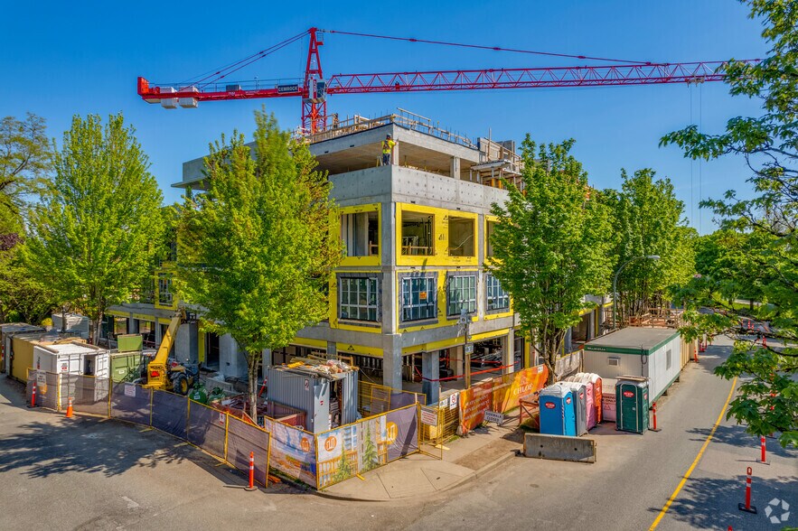 2096 47th Av W, Vancouver, BC à vendre - Photo de l’immeuble – Image 3 sur 7